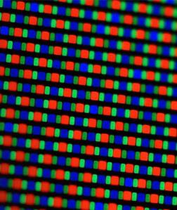 TFT-LCD and OLED Displays: a Colour vs Colour guide