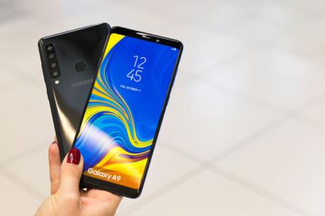 AMOLED-displays-in-consumer-devices