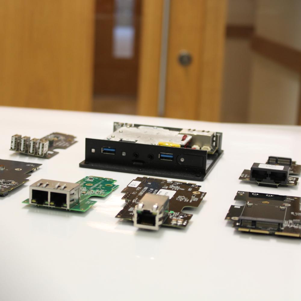 Custom interface configurations for anders gateways