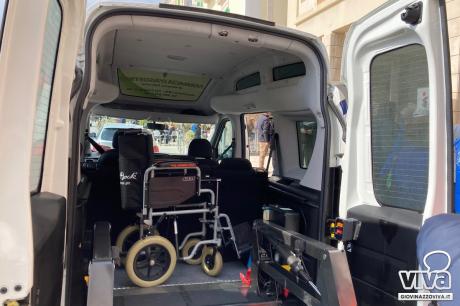social bus in Giovinazzo helps people with disabilities