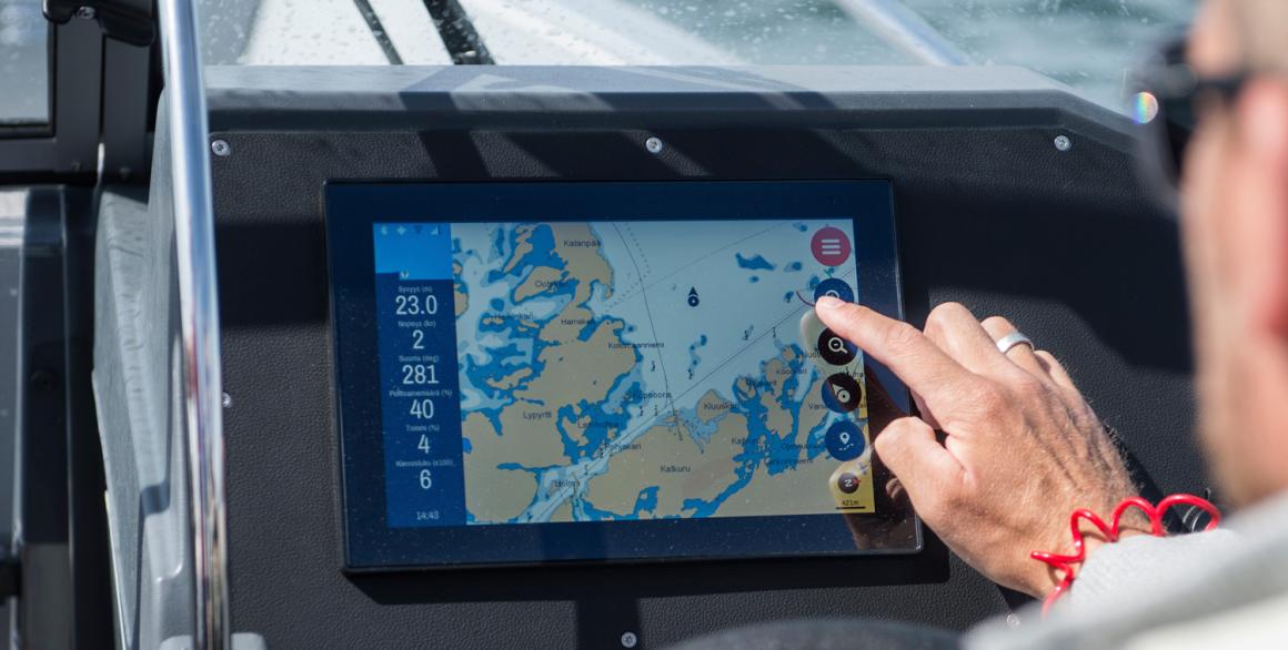 Reliability Testing for Display and Embedded Systems in Marine Devices